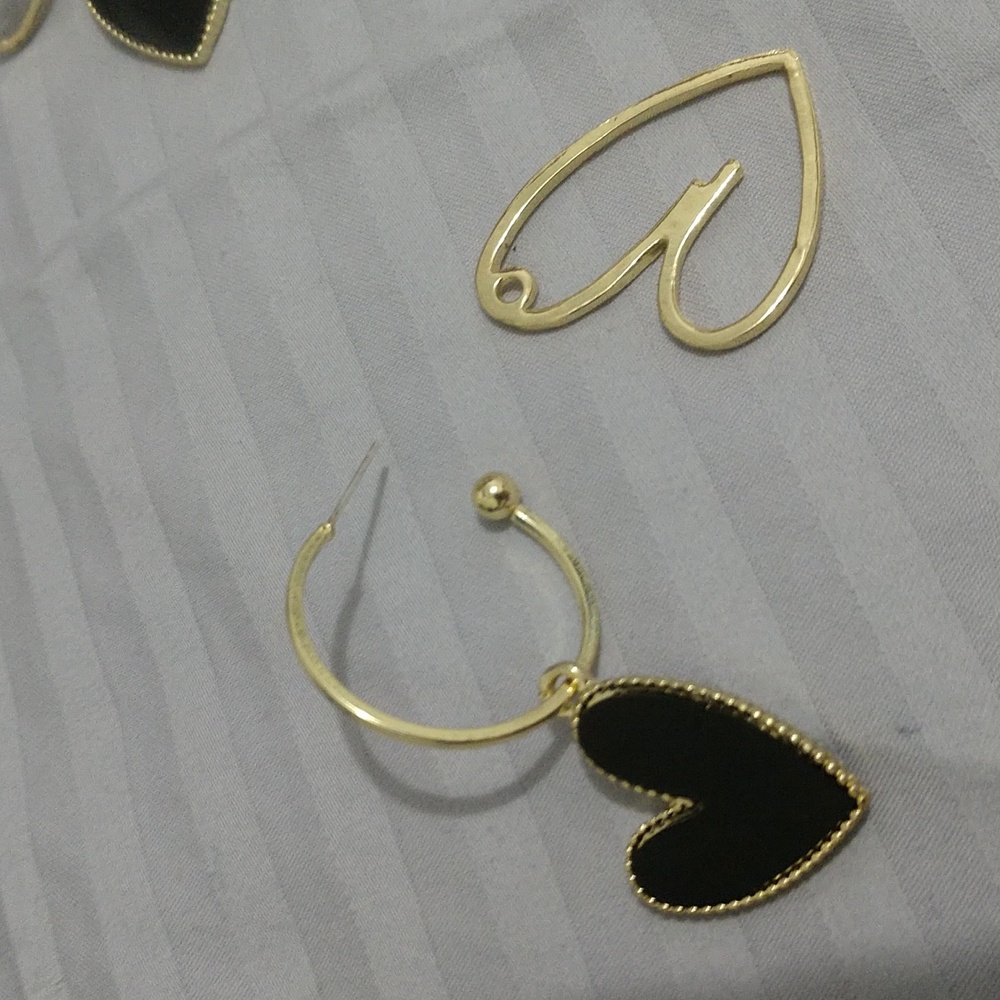 Black Heart Earrings Gold-tone Hoop Dangle Mix & Match Asymmetrical Tassel - Picture 12 of 16